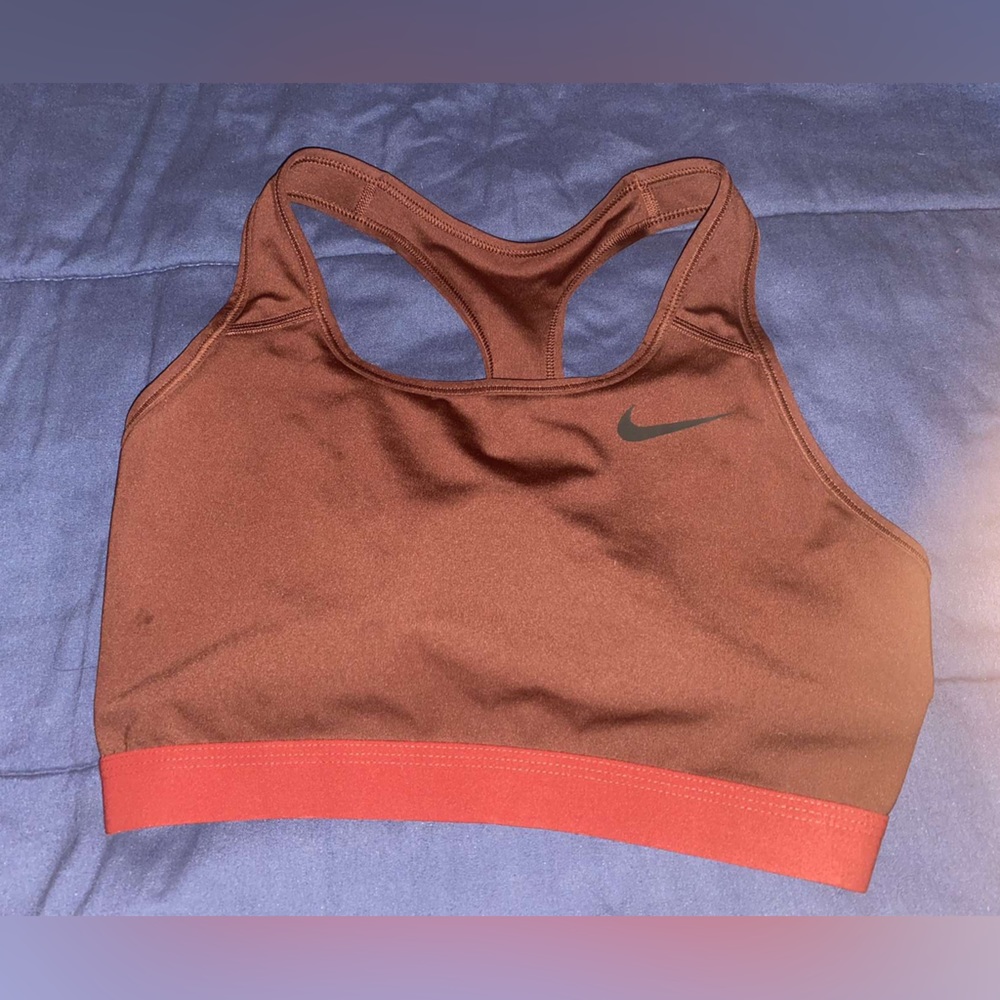 Nike burgundy/red sports bra size M/L